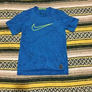 Nike pro dri fit work out L shirt